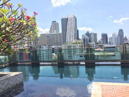 1-BR Condo at The Crest Ruamrudee near BTS Phloen Chit