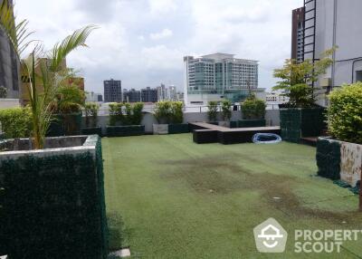 1-BR Condo at Zenith Place Sukhumvit 42 Condominium near BTS Ekkamai