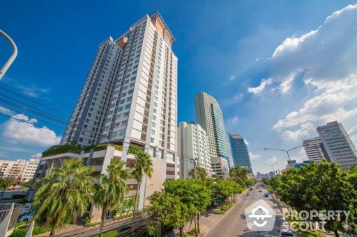 1-BR Condo at Diamond Ratchada near MRT Huai Khwang