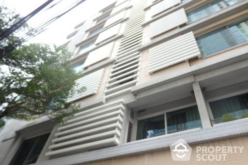 2-BR Condo at Baan Siri Ruedee Condominium near BTS Phloen Chit