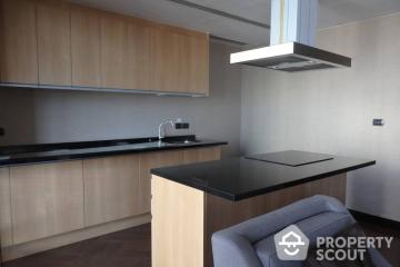 1-BR Condo at Villa Asoke near MRT Phetchaburi