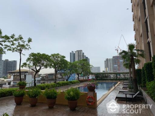 2-BR Condo at Diamond Sukhumvit near BTS On Nut