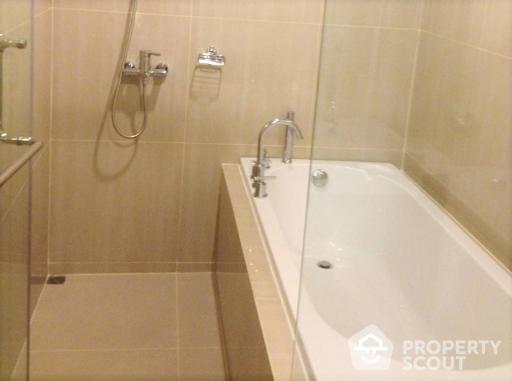 2-BR Condo at Villa Asoke near MRT Phetchaburi