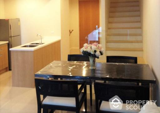 2-BR Condo at Villa Asoke near MRT Phetchaburi