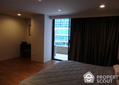 Studio Condo at Asoke Tower near MRT Phetchaburi