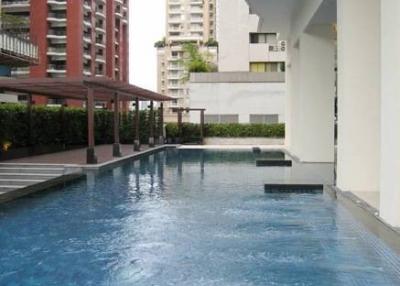 1-BR Condo at The Rajdamri near BTS Ratchadamri