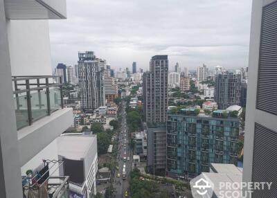 Studio Condo at Nusasiri Grand Condominium near BTS Ekkamai