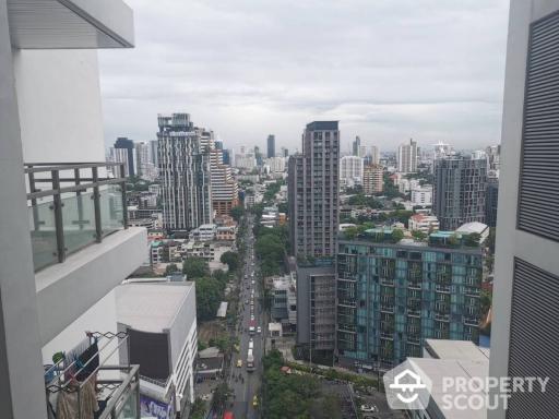 Studio Condo at Nusasiri Grand Condominium near BTS Ekkamai