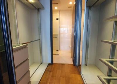 1-BR Condo at Keyne By Sansiri near BTS Thong Lor