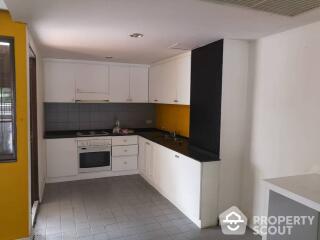 3-BR Apt. near BTS Asok (ID 511795)