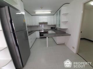 3-BR Condo at Four Wings Mansion near BTS Nana (ID 512338)