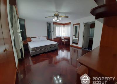 3-BR Condo at Four Wings Mansion near BTS Nana (ID 512338)