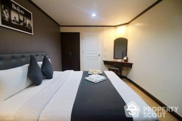 1-BR Serviced Apt. near BTS Chong Nonsi