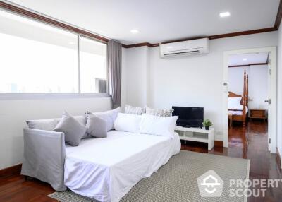 2-BR Condo at First Tower Condominium near BTS Phloen Chit (ID 469856)