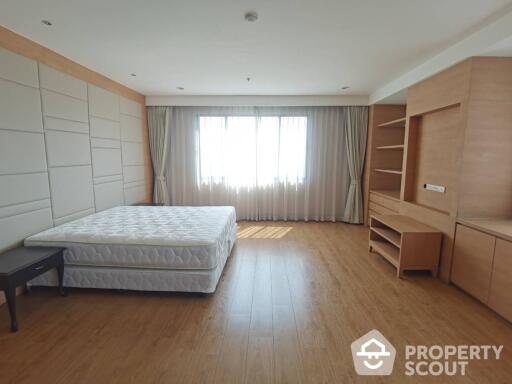 4-BR Apt. near BTS Ekkamai (ID 513195)