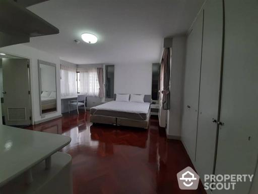 3-BR Condo at Four Wings Mansion near BTS Nana