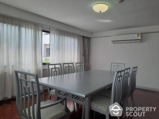 3-BR Condo at Four Wings Mansion near BTS Nana