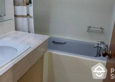 1-BR Apt. near MRT Thailand Cultural Centre