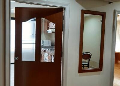 2-BR Apt. near BTS Phrom Phong