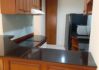 3-BR Apt. near BTS Phrom Phong