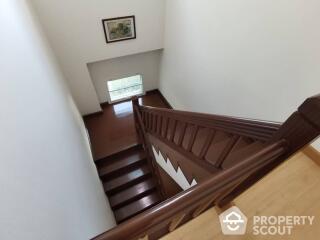 2-BR Townhouse near MRT Phetchaburi