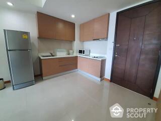 1-BR Condo at The Rajdamri near BTS Ratchadamri (ID 466070)