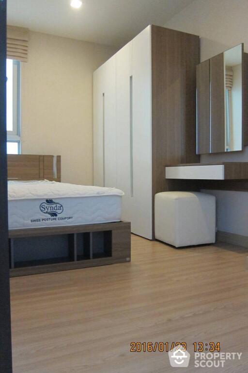 1-BR Condo at Sky Walk Residences near BTS Phra Khanong (ID 457791)