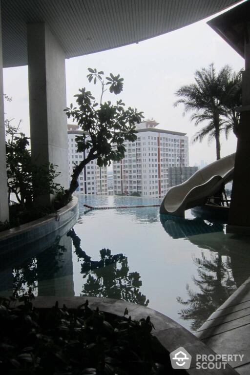 1-BR Condo at Sky Walk Residences near BTS Phra Khanong (ID 457791)