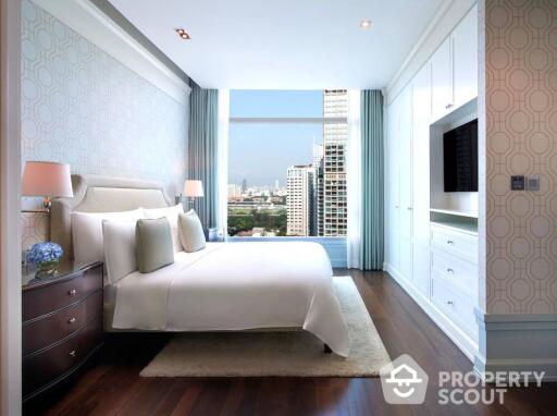 1-BR Condo at Oriental Residence near BTS Phloen Chit (ID 428349)