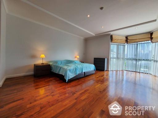 3-BR Condo at The Cadogan Private Residence near BTS Phrom Phong (ID 407940)