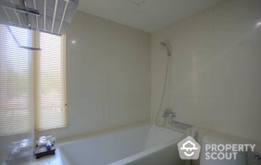 1-BR Serviced Apt. near MRT Sukhumvit (ID 405607)