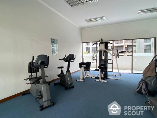 3-BR Apt. near BTS Phrom Phong (ID 405068)