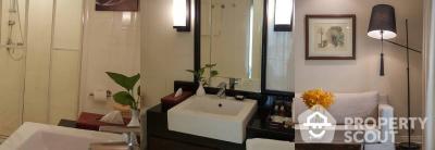 1-BR Serviced Apt. near MRT Si Lom (ID 401009)