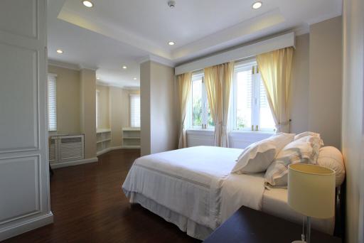 3 Bedroom Duplex with full amenities