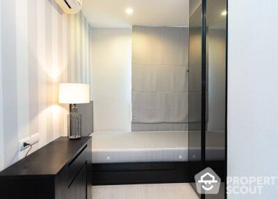 2-BR Condo at Rhythm Sukhumvit 44/1 near BTS Phra Khanong