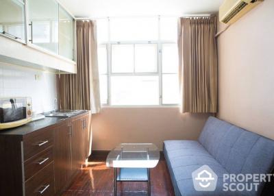 1-BR Apt. near MRT Si Lom