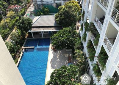 3-BR Apt. near MRT Khlong Toei