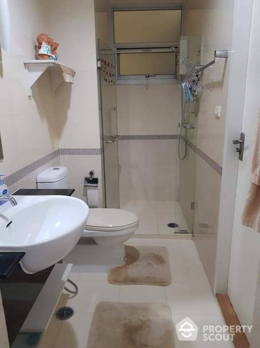 2-BR Condo at Baan Klang Krung Siam-Pathumwan Condominium near BTS Ratchathewi