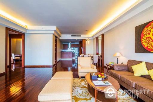 2-BR Serviced Apt. near BTS Asok