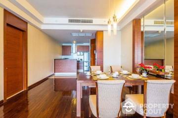 2-BR Serviced Apt. near BTS Asok