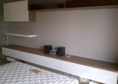 1-BR Condo at Noble Refine Prompong near BTS Phrom Phong (ID 515428)