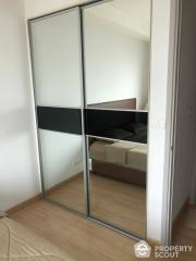 1-BR Condo at Thru Thonglor near ARL Ramkhamhaeng (ID 514716)