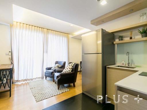 Enviably located in the superb location of Japanese Community Area.