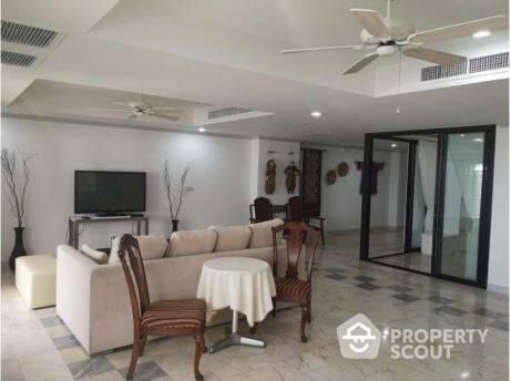 1-BR Condo near MRT Phetchaburi (ID 513446)