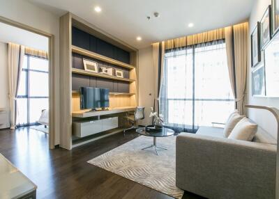 Offering a beautifully finished interior located on one of the most popular streets.