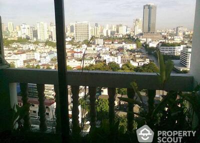 1-BR Condo near BTS Phrom Phong (ID 512416)