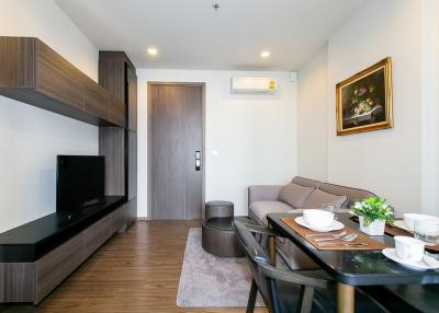 THE LINE SUKHUMVIT 71, Condo for rent  with musical pool + rooftop garden