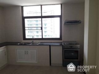 3-BR Apt. near BTS Nana (ID 511626)