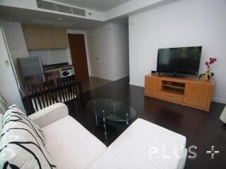 Nice condo centre of Hua-Hin near market , 2 Bedroom Corner Unit