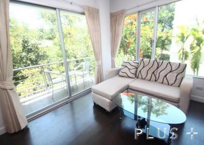 Nice condo centre of Hua-Hin near market , 2 Bedroom Corner Unit